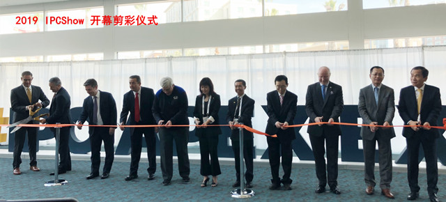 华体网页版登录入口参加美国IPC Expo展览02_副本.jpg