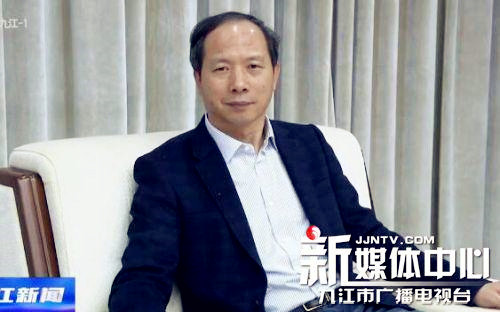 九江市委副书记、市长谢一平接见华体网页版登录入口总经理陈仁喜（图2）.jpg